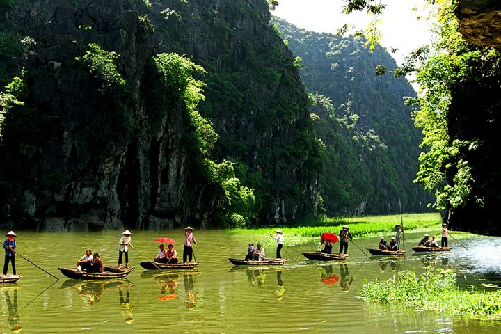 Hà Nội – Hoa Lư – Tam Cốc Bích Động – Nhà Thờ Đá Phát Diệm – Hà Nội